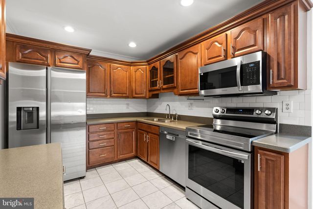 7808 STAFFORD HILL CT, Glen Burnie, MD 21061