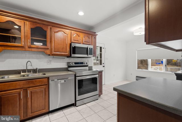 7808 STAFFORD HILL CT, Glen Burnie, MD 21061