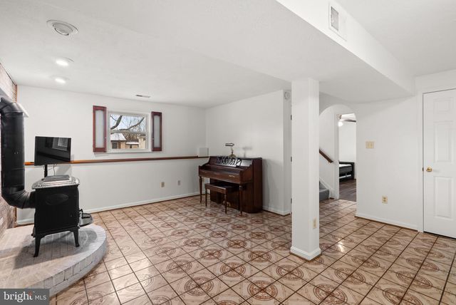 7808 STAFFORD HILL CT, Glen Burnie, MD 21061