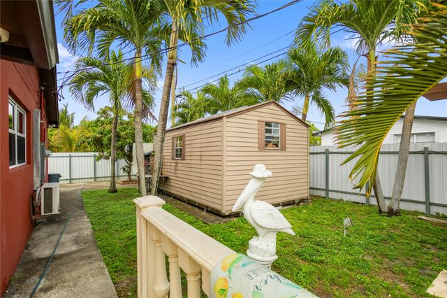 17811 NW 12th Ct, Miami, FL 33169