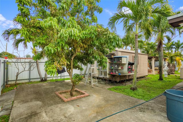 17811 NW 12th Ct, Miami, FL 33169