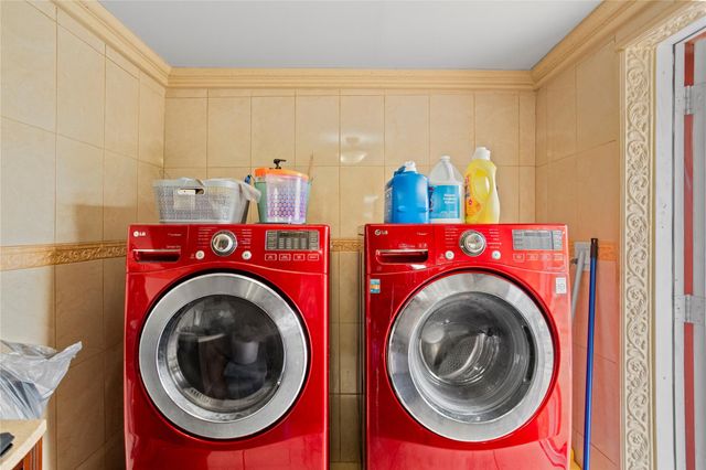 17811 NW 12th Ct, Miami, FL 33169