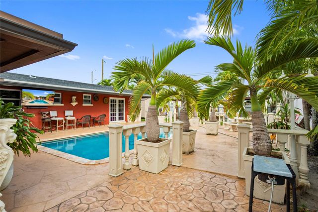 17811 NW 12th Ct, Miami, FL 33169