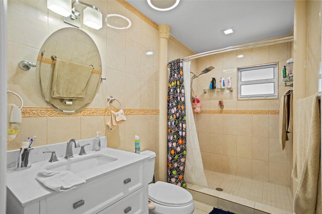 17811 NW 12th Ct, Miami, FL 33169