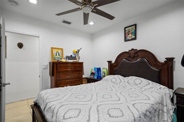 17811 NW 12th Ct, Miami, FL 33169