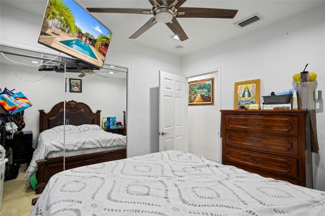 17811 NW 12th Ct, Miami, FL 33169