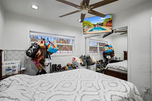 17811 NW 12th Ct, Miami, FL 33169