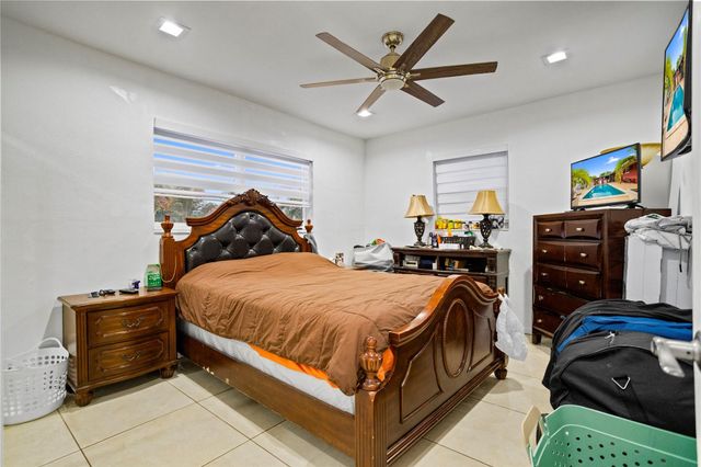 17811 NW 12th Ct, Miami, FL 33169