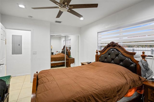 17811 NW 12th Ct, Miami, FL 33169