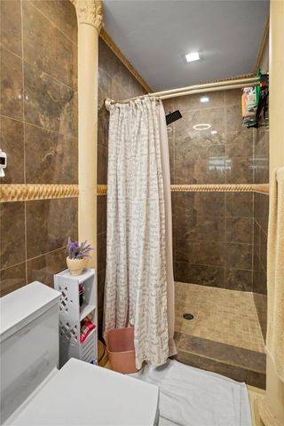 17811 NW 12th Ct, Miami, FL 33169