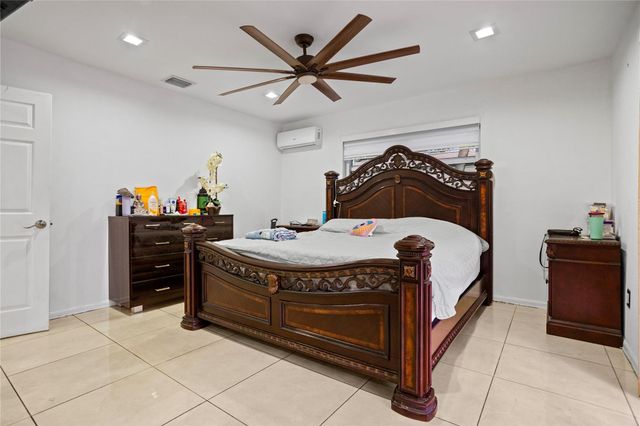 17811 NW 12th Ct, Miami, FL 33169