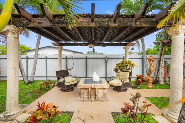 17811 NW 12th Ct, Miami, FL 33169