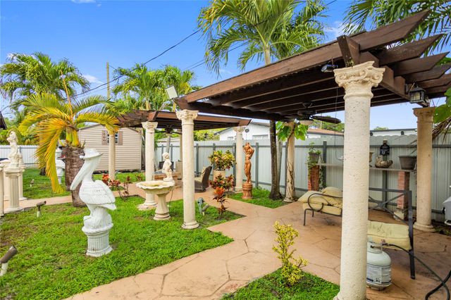 17811 NW 12th Ct, Miami, FL 33169