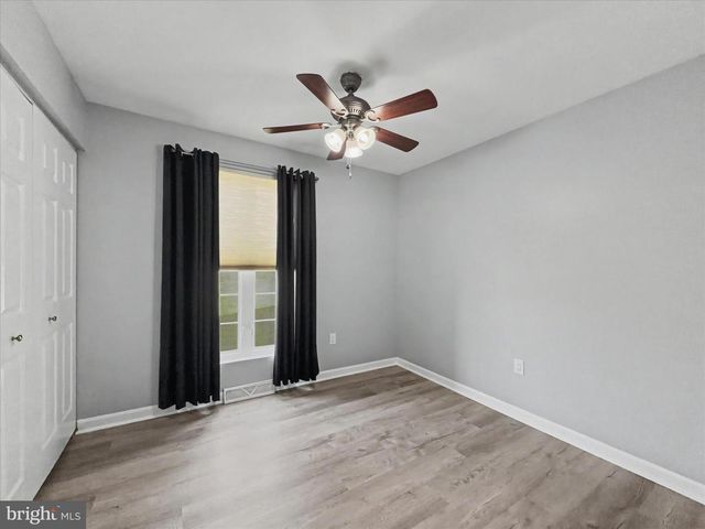 122 OVERVIEW CIR E, Red Lion, PA 17356