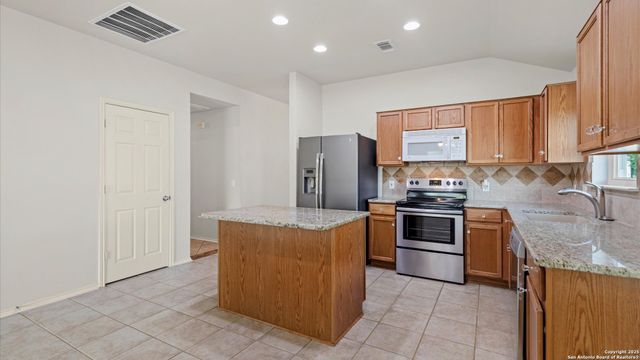 5805 Black Diamond, Schertz, TX 78108