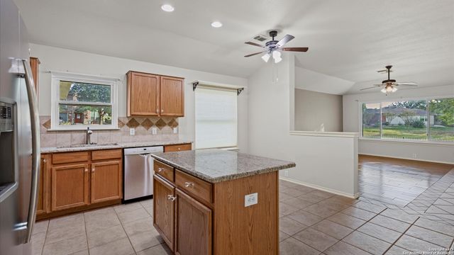 5805 Black Diamond, Schertz, TX 78108