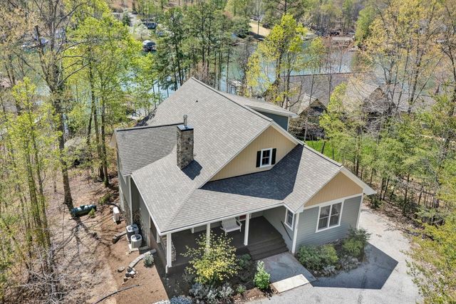 1307 Lakefield DR, Huddleston, VA 24104