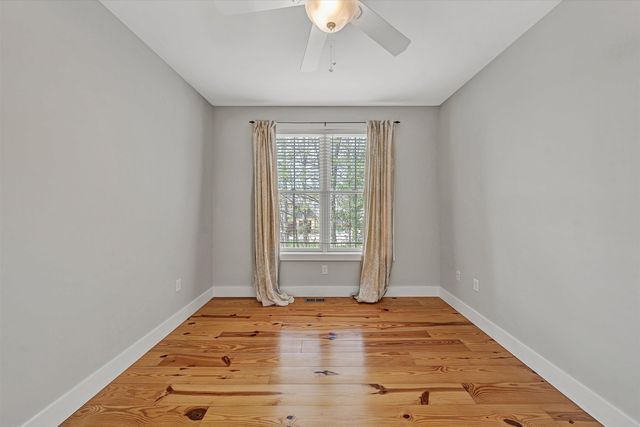 1307 Lakefield DR, Huddleston, VA 24104
