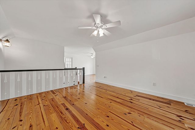 1307 Lakefield DR, Huddleston, VA 24104