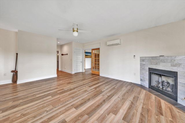 1307 Lakefield DR, Huddleston, VA 24104