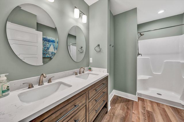 1307 Lakefield DR, Huddleston, VA 24104