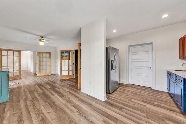 1307 Lakefield DR, Huddleston, VA 24104