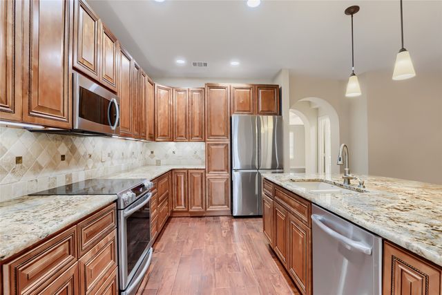 316 Shady Timbers Lane, Murphy, TX 75094