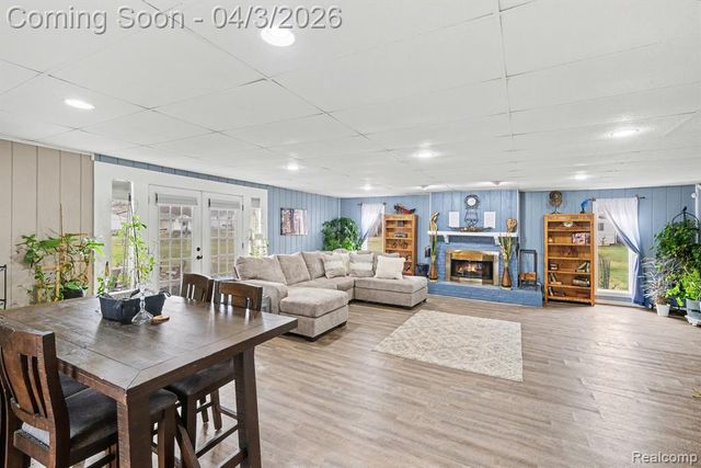 7377 Grandwood Drive, Swartz Creek, MI 48473
