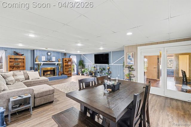 7377 Grandwood Drive, Swartz Creek, MI 48473