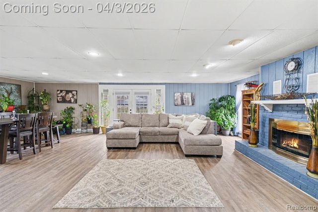 7377 Grandwood Drive, Swartz Creek, MI 48473
