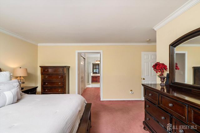 25 Cypress Point Lane, Monroe, NJ 08831