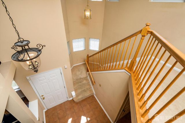 25 Cypress Point Lane, Monroe, NJ 08831
