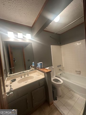 2439 Fair Oaks Drive, Jonesboro, GA 30236