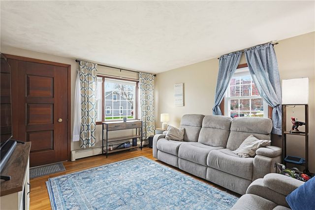 299 Woodward Avenue, East Providence, RI 02914