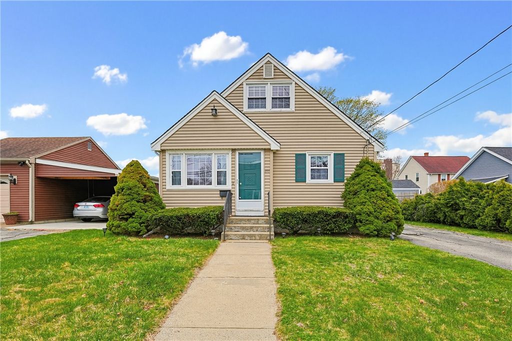 299 Woodward Avenue, East Providence, RI 02914
