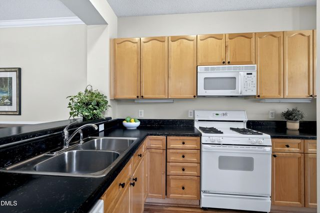 8301 Amber Leaf Court, Raleigh, NC 27612