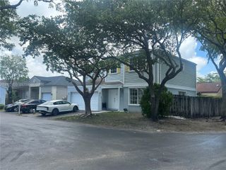 22316 SW 99th Ave, Cutler Bay, FL 33190