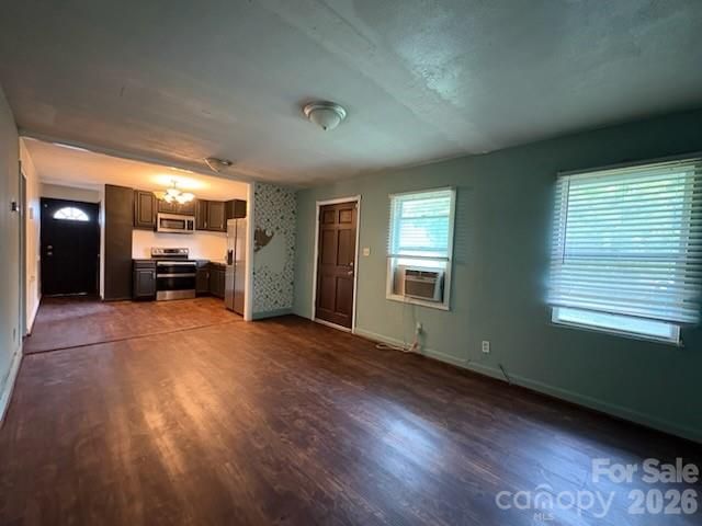 38 8th Avenue Drive SE, Hickory, NC 28602
