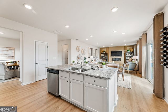 80 Whispering Oak Way, Dallas, GA 30132
