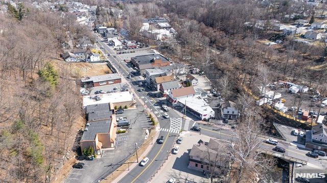 146 Main Street 3, Bloomingdale, NJ 07403