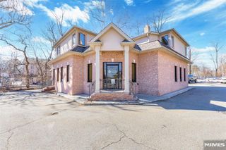 146 Main Street 3, Bloomingdale, NJ 07403