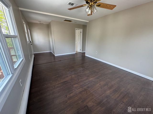9 Scott Avenue, Milltown, NJ 08850