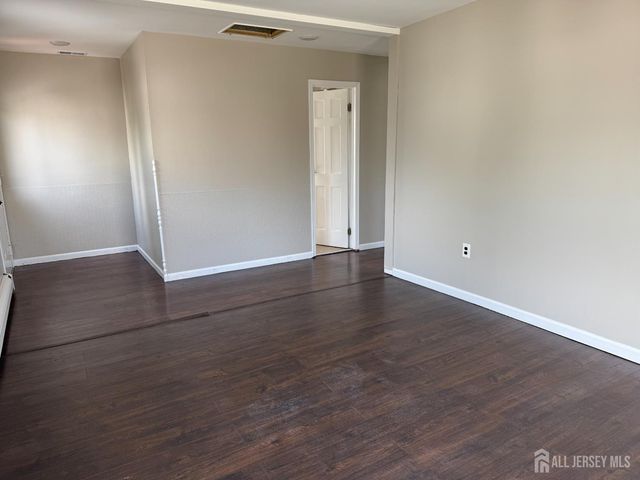 9 Scott Avenue, Milltown, NJ 08850