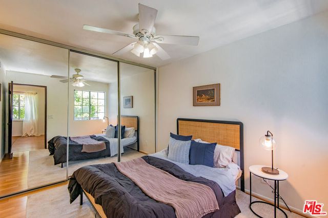 7025 Glade Avenue 24, Canoga Park, CA 91303