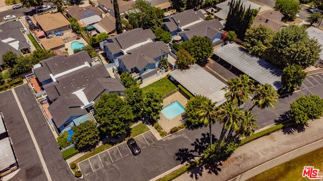 7025 Glade Avenue 24, Canoga Park, CA 91303
