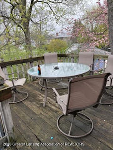906 E Michigan Avenue, East Lansing, MI 48823