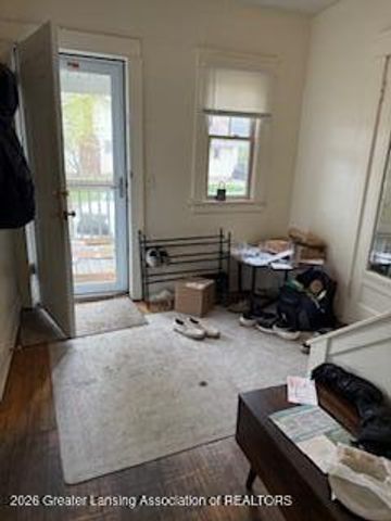 906 E Michigan Avenue, East Lansing, MI 48823