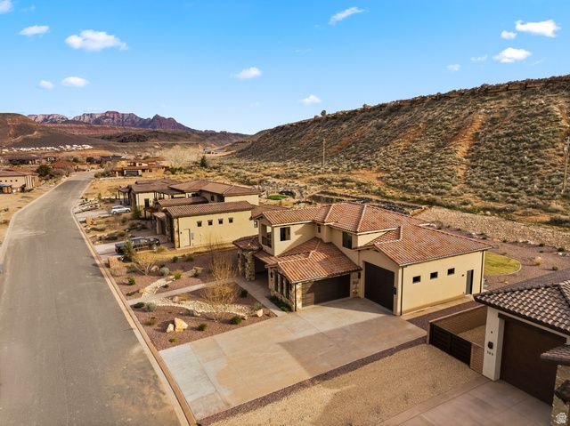 385 E ENTRADA DR, Virgin, UT 84779