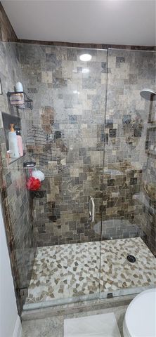 19922 NW 88th Ave, Miami, FL 33018