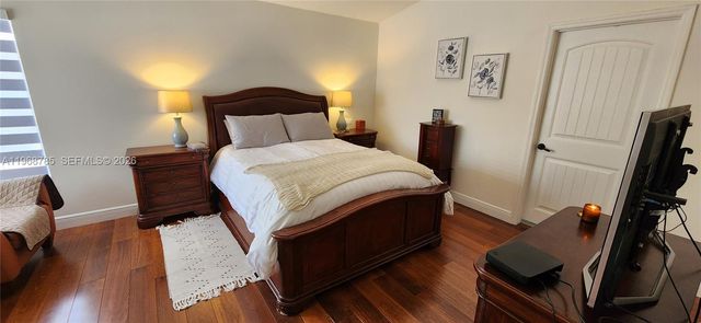 19922 NW 88th Ave, Miami, FL 33018